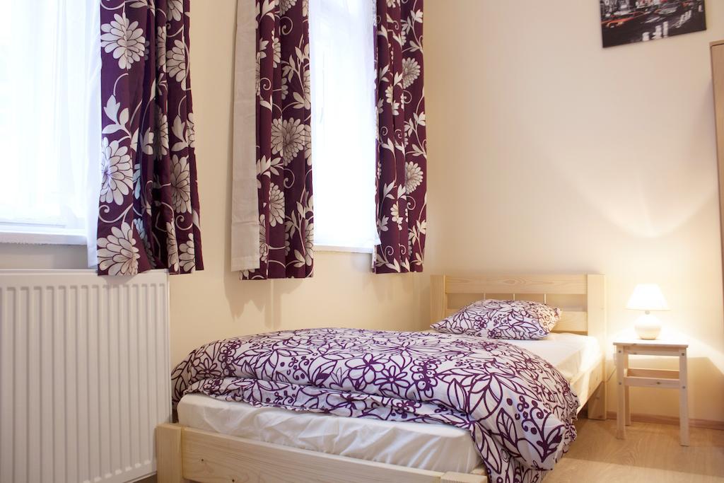 Garden House Hotel Будапеща Екстериор снимка