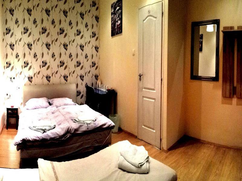 Garden House Hotel Будапеща Екстериор снимка