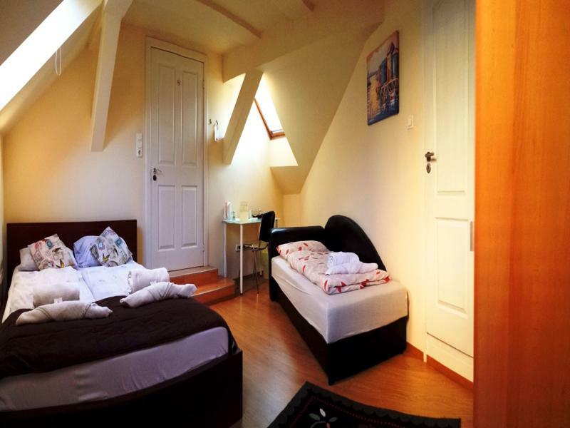 Garden House Hotel Будапеща Екстериор снимка